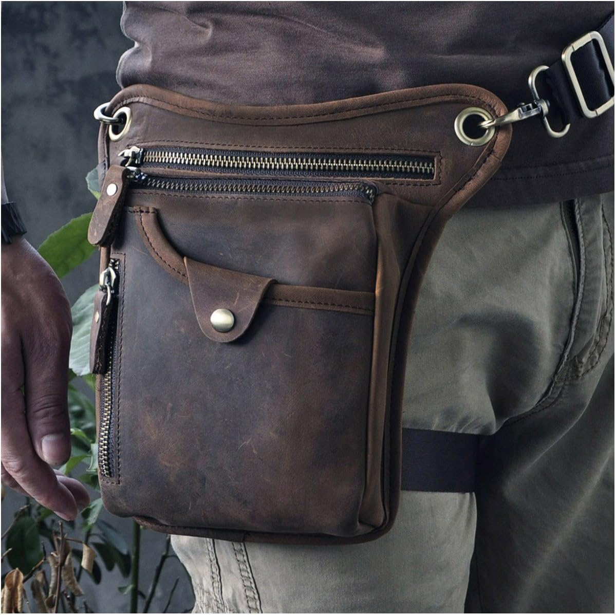 Vintage Leather Multi-Functional Waist Bag – Crossbody Leg Pack, Travel Chest Sling & Motorcycle Riding Hip Bag for Men and Women
